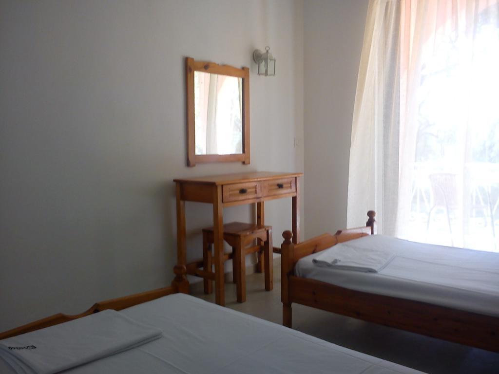 Elaia Resorts Perama  Room photo